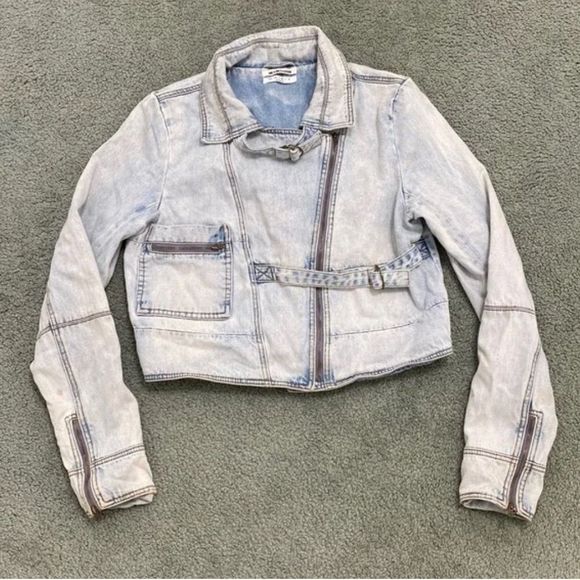 One Teaspoon Cropped Jean Jacket - Picture 3 of 10